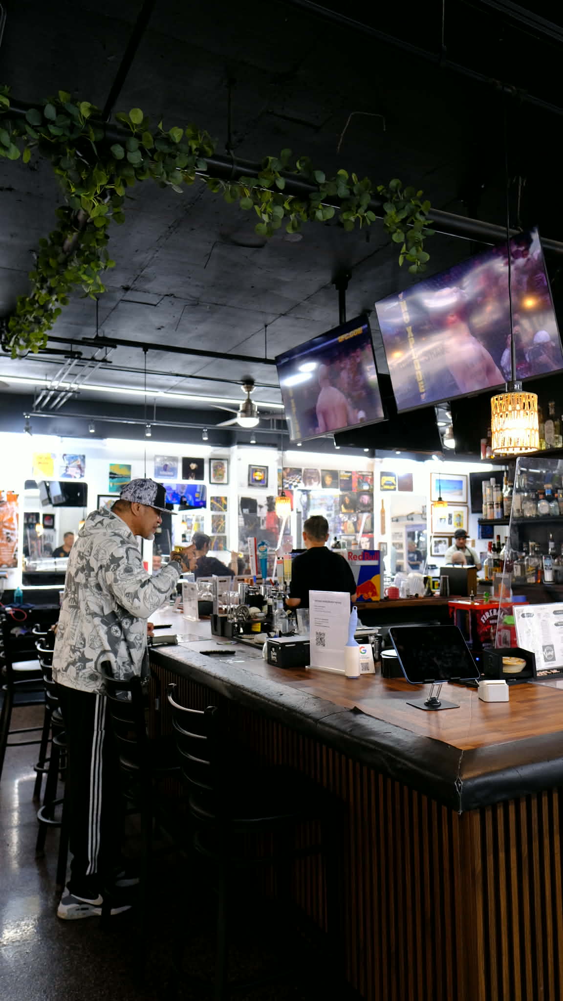 Bar inside Vintage Barbershop Hawaii Honolulu — craft cocktails and drinks